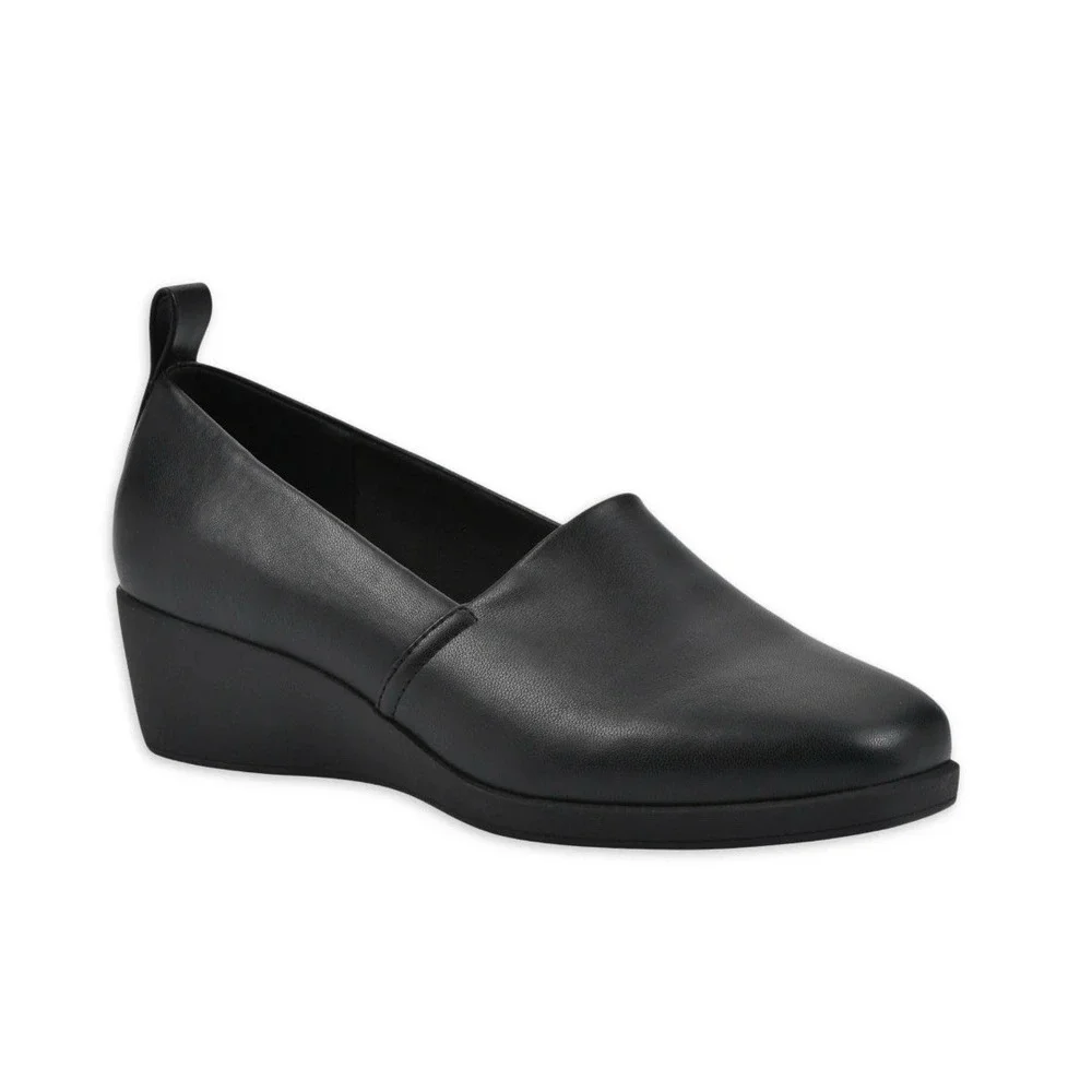 Aerosoles Women's Stretch Faux Leather Wedge Shoe, Wide Width Size 11‎